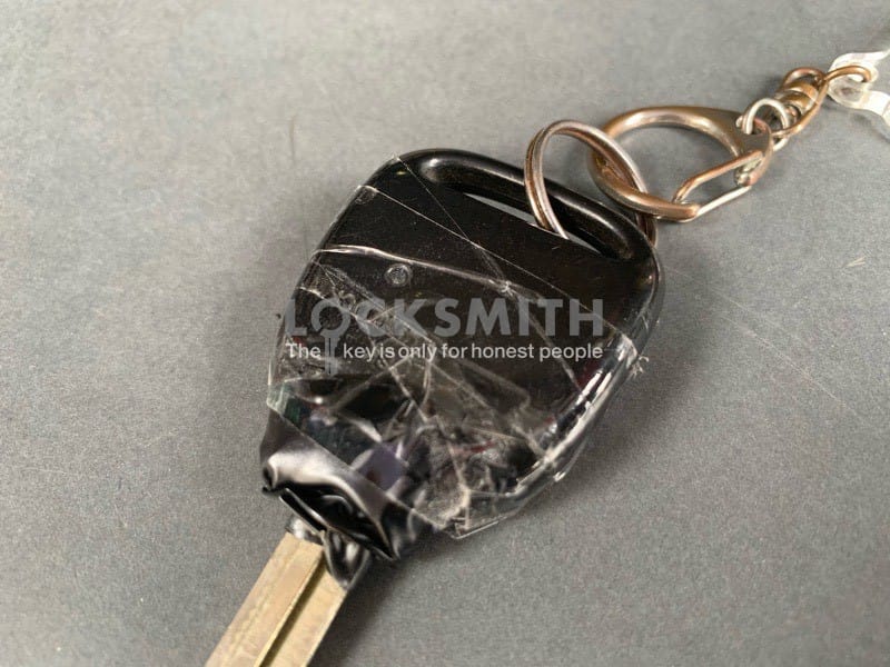 トヨタ キーシェル交換