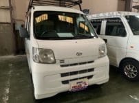 ダイハツ ハイゼットS321V 2010年式。こちらの車両の鍵を作製します