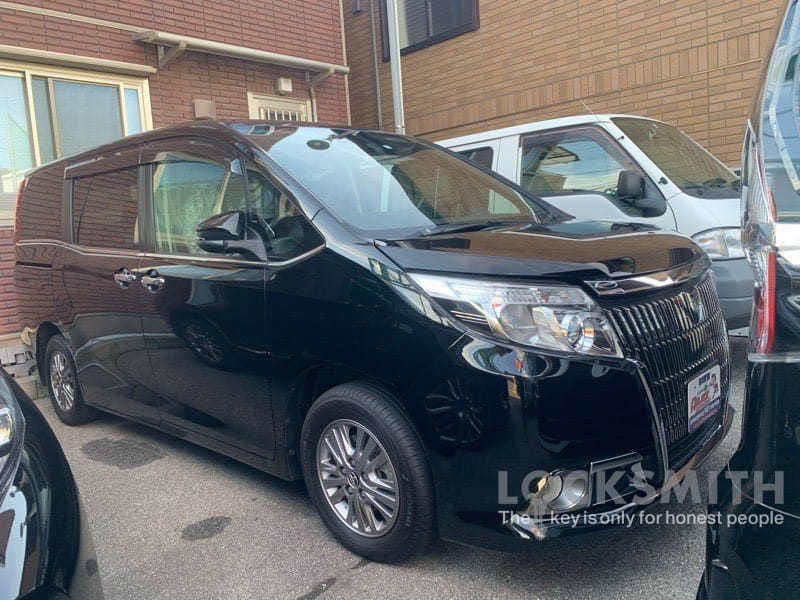 スペアキ―作製のご依頼をいただいたトヨタ エスクァイア ZRR80 2016年式