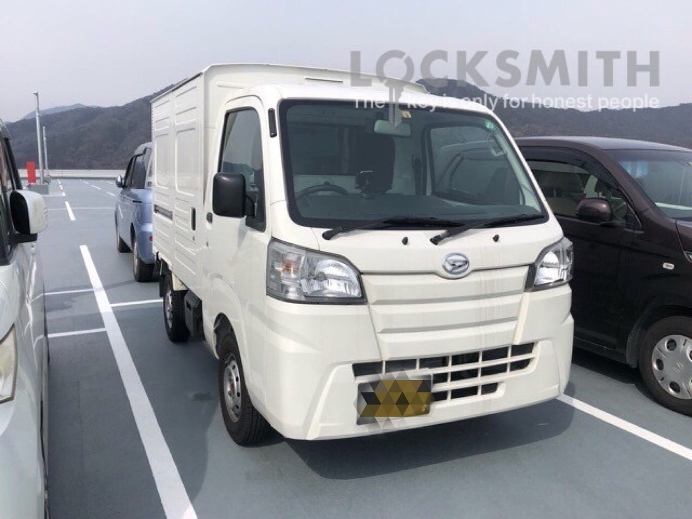 ダイハツ ハイゼット 鍵開け