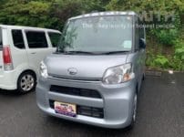 ダイハツ タント LA600S 2017年式。こちらの車両の鍵を作製します