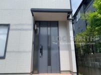 住宅の玄関