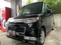 ダイハツ タント L375S 2010年式。こちらの車両の鍵を作製します