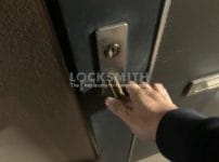 マンション鍵開け