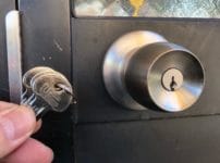 新しく取り付けた鍵