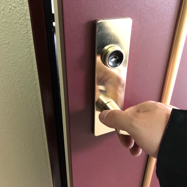 アパートの鍵解錠