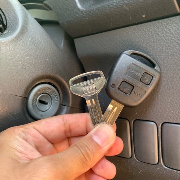 作製した鍵と既存キー