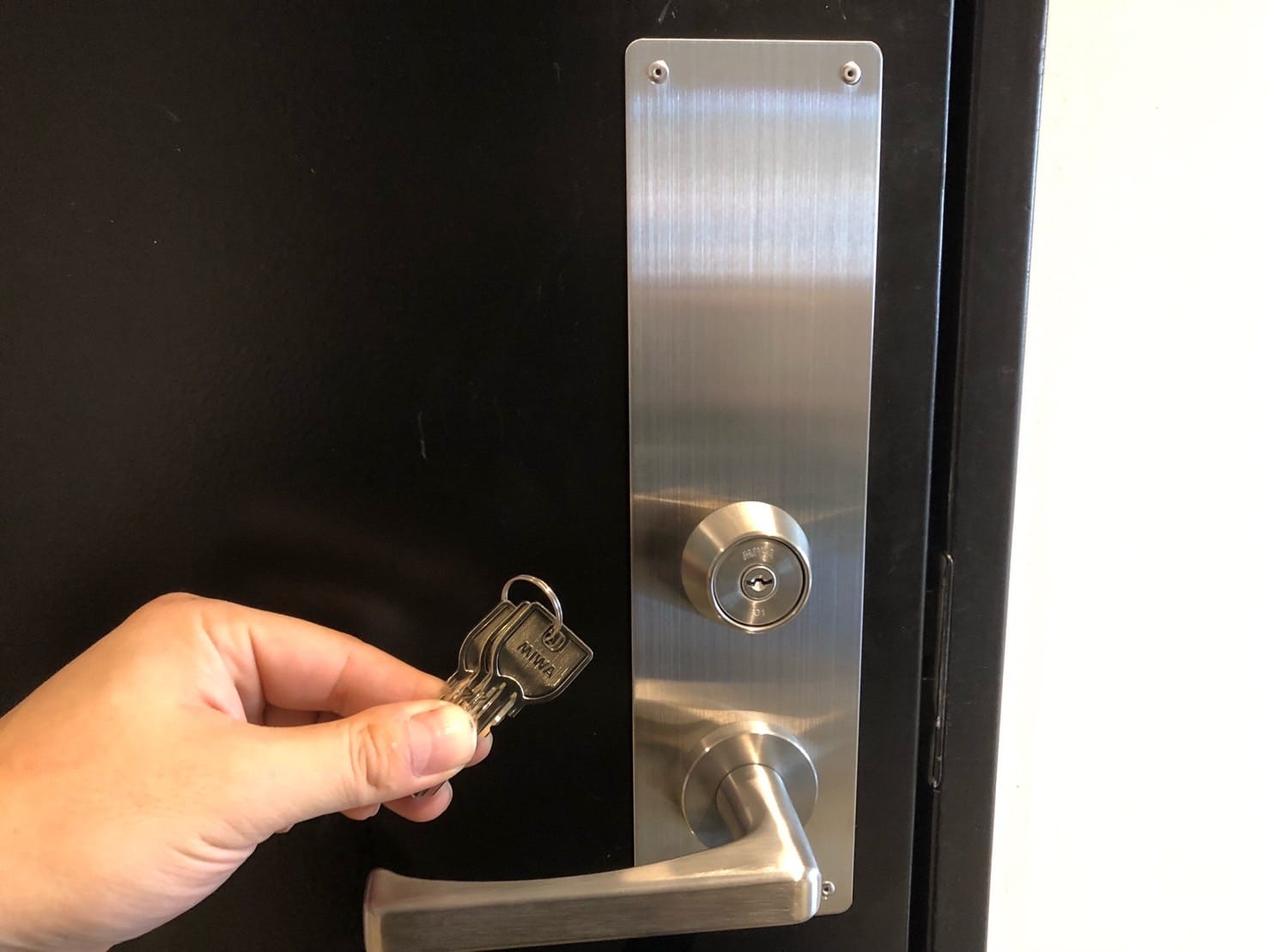 MIWAのU9シリンダーへ交換