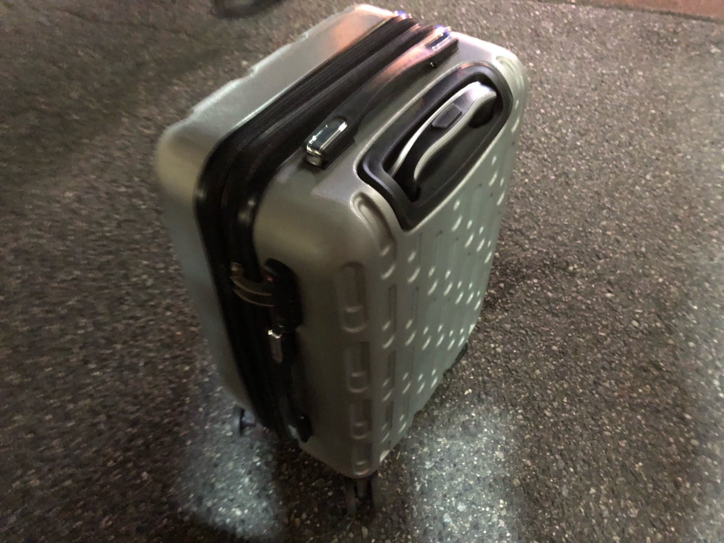 解錠のご依頼をいただいたスーツケース