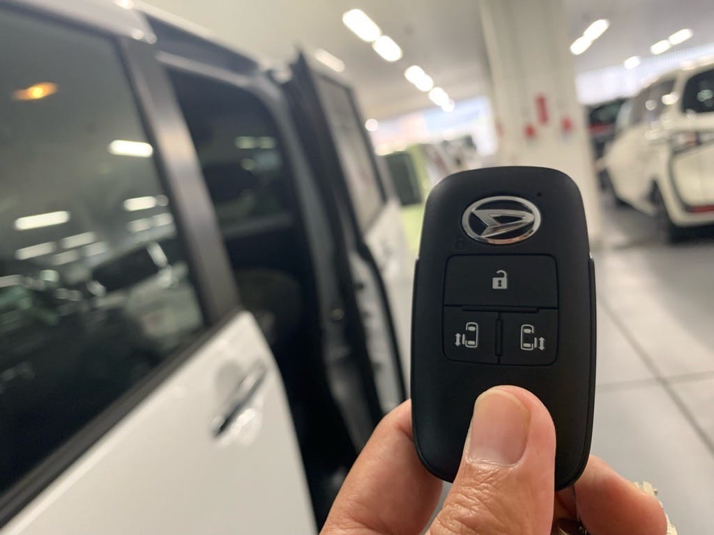 登録が完了したタントのキーフリーリモコン