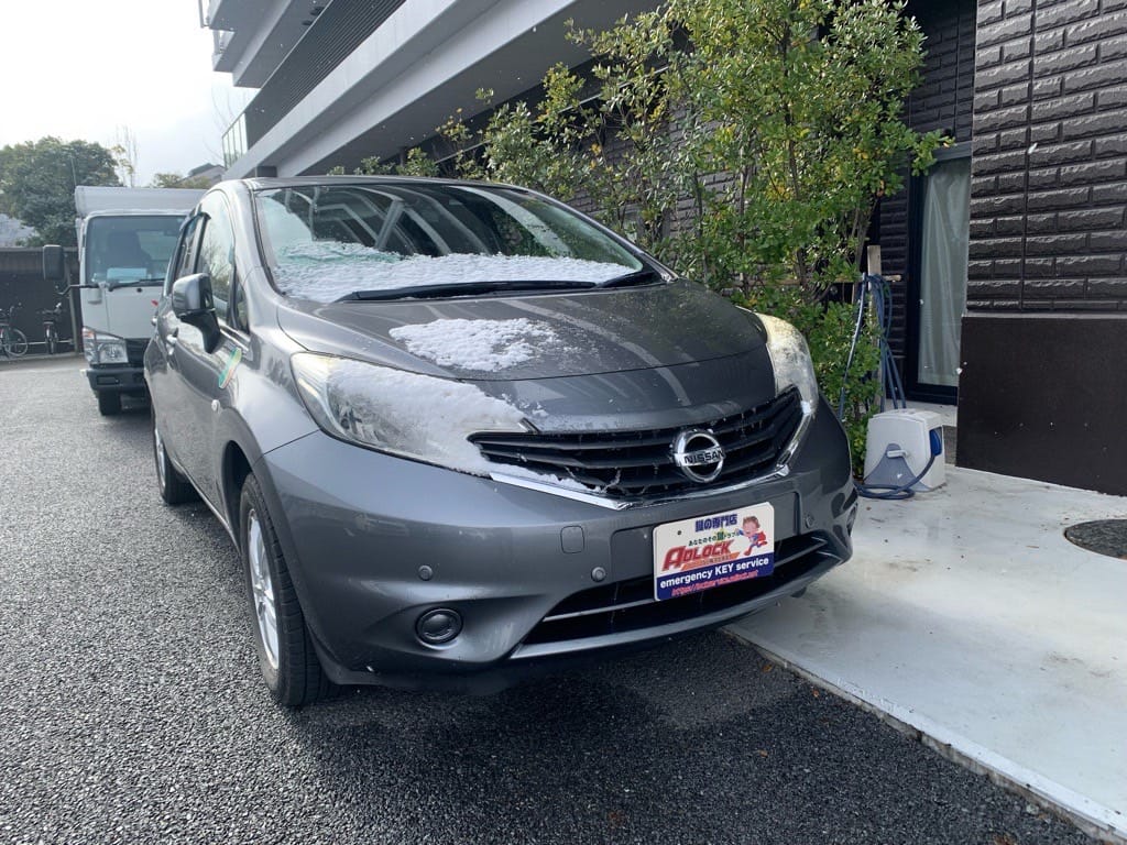 鍵を紛失して動かせなくなった日産 ノート NE12 2014年式