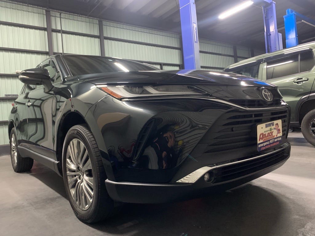 鍵作製のご依頼をいただいたトヨタ ハリアー MXUA80 2020年式