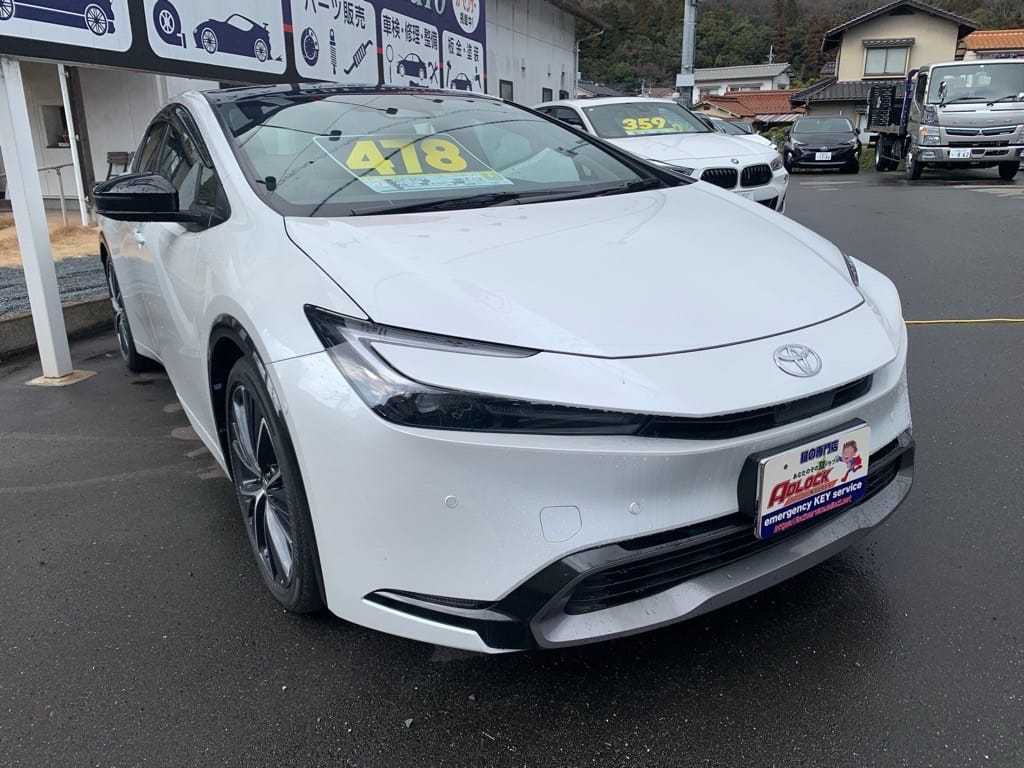 紛失キー作製のご依頼をいただいたトヨタ プリウス MXWH60 2023年式