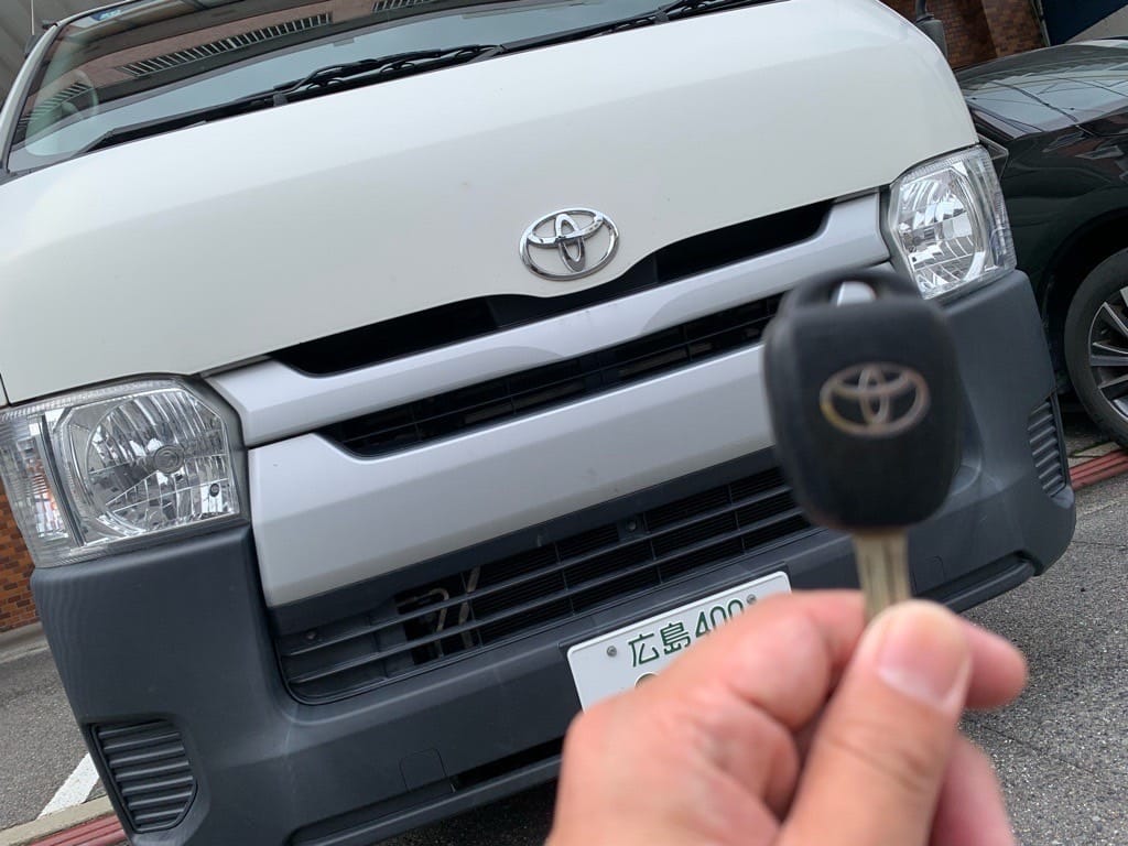 トヨタハイエースの車内から回収した鍵