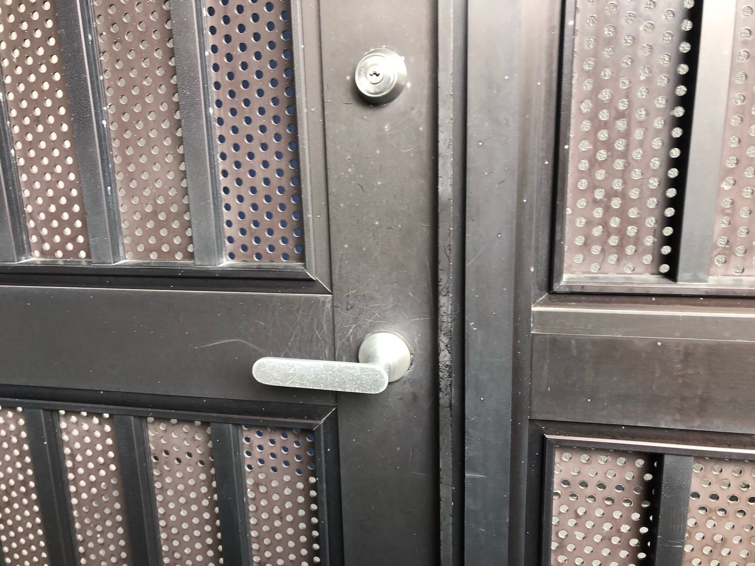 レバーハンドルが元通りになりました