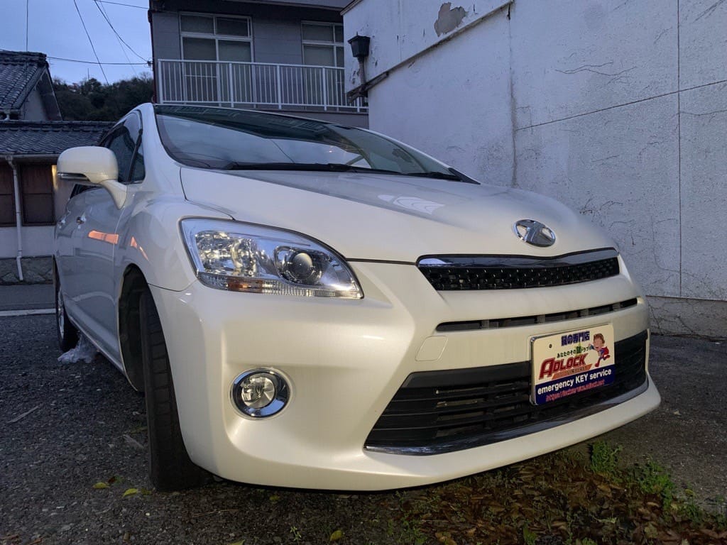 紛失キー作製のご依頼をいただいたトヨタ マークXジオ ANA10 2011年式