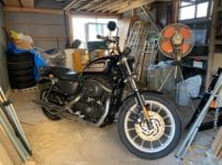 ハーレーダビッドソン 883 2008年式。こちらの鍵を作製します