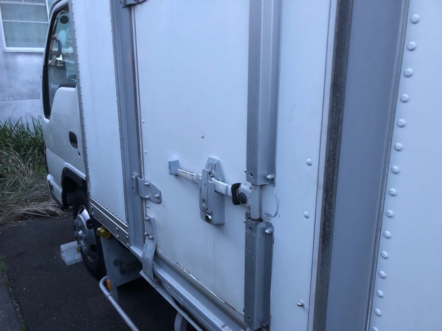 コンテナの鍵作製のご依頼をいただいた車両