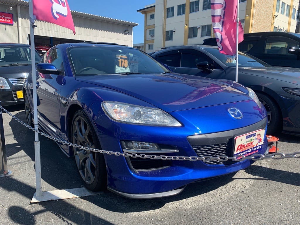 インロックした展示車両のマツダ RX8 SE3P 2008年式