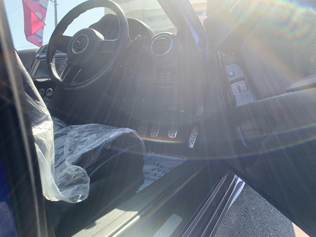 ピッキングで運転席ドアを開けることに成功