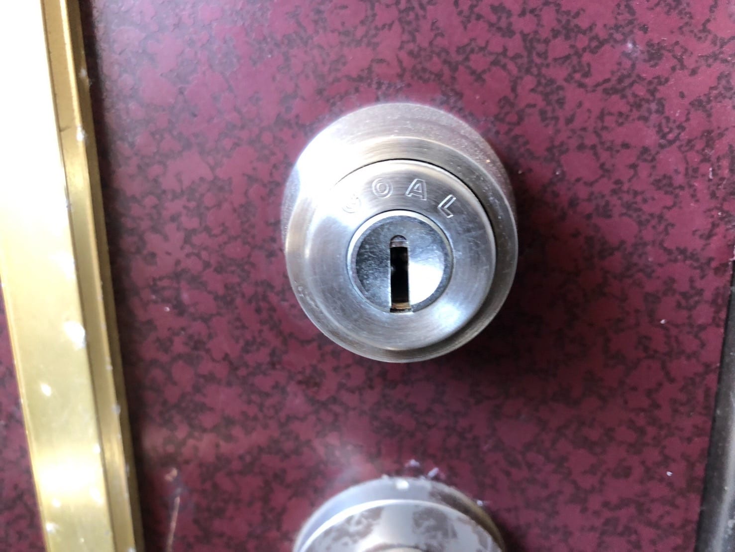 鍵紛失で開けることができなくなったV18ディンプルシリンダー