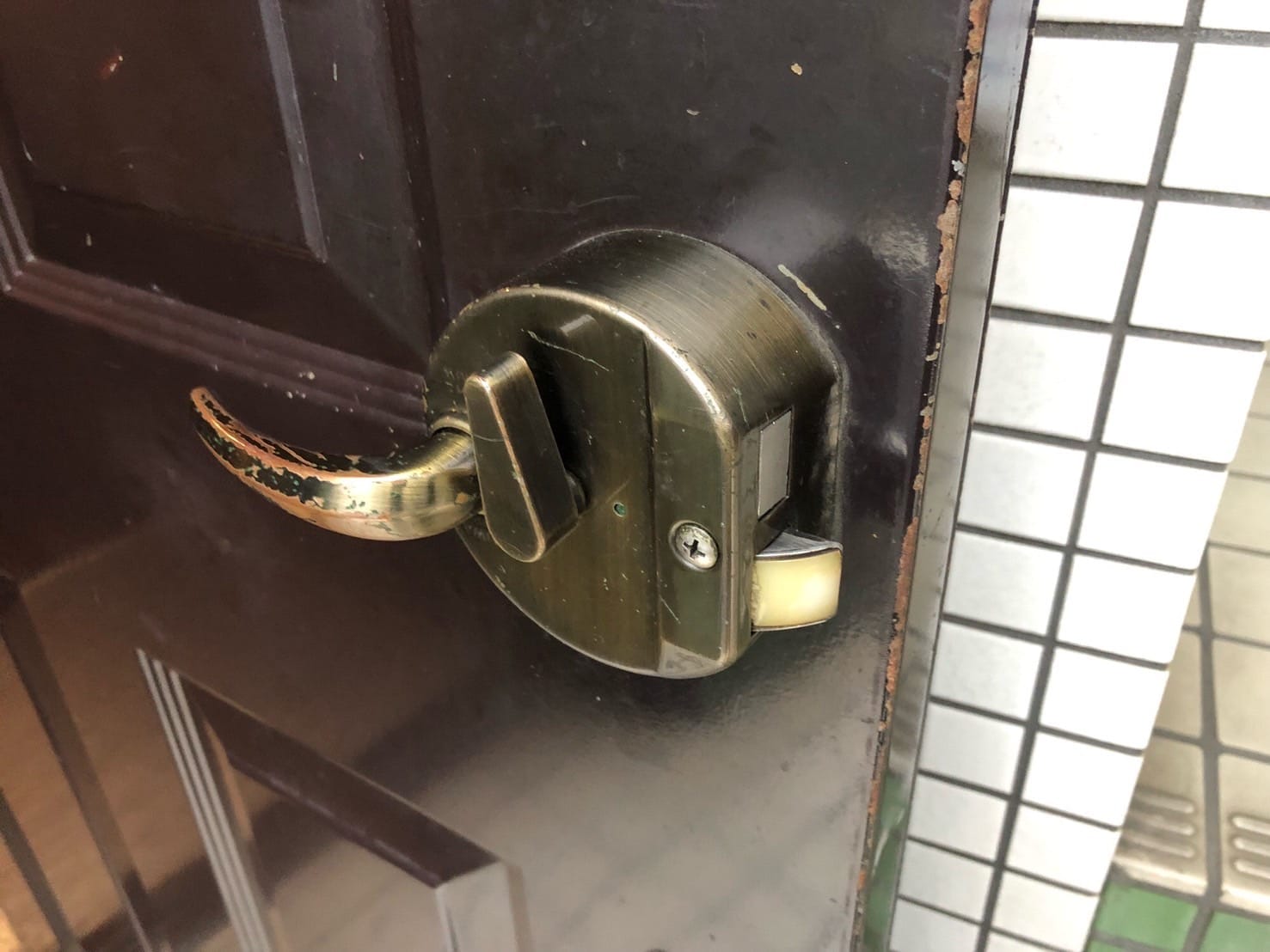 施錠できず鍵がかかったままになっている