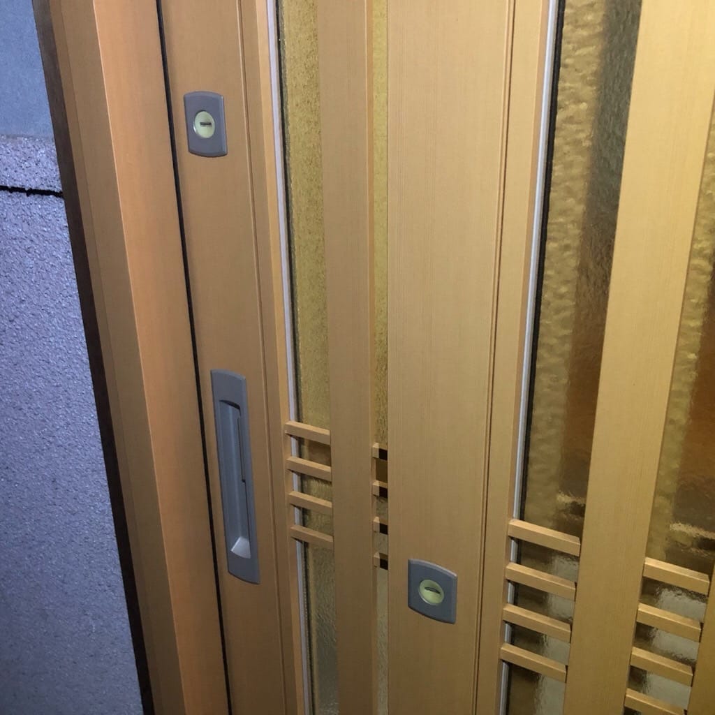 鍵を紛失した引き違い戸
