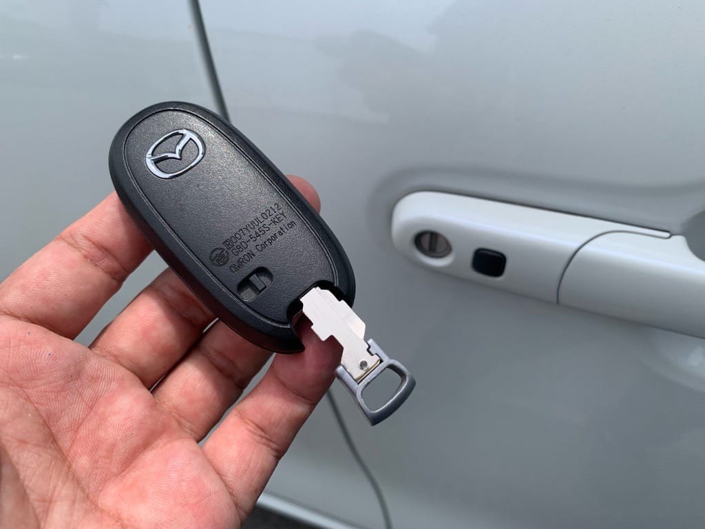 登録したマツダフレアのスマートキーに作製したドアキーを収納