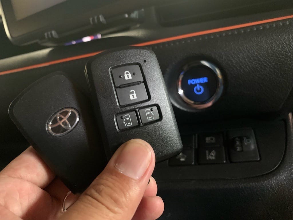 登録が完了したトヨタシエンタのスマートキー