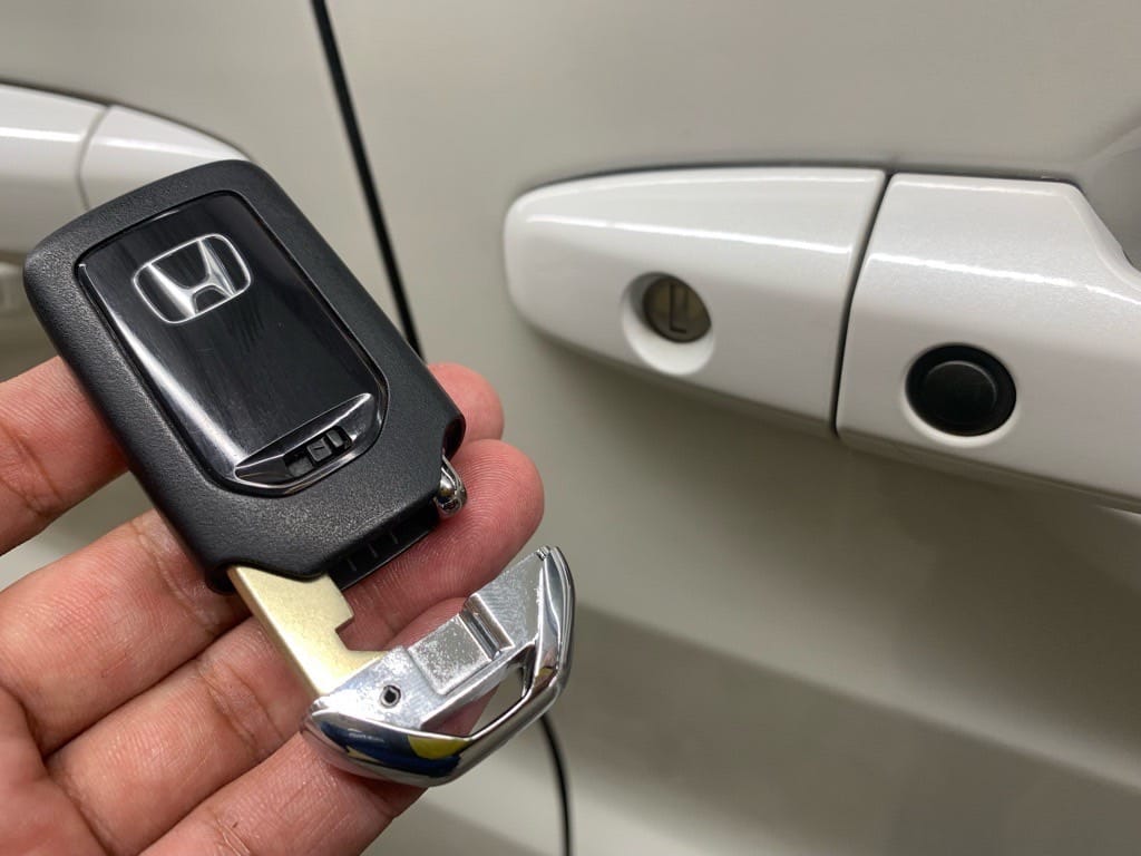 登録したホンダステップワゴンのスマートキーに作製したドアキーを収納