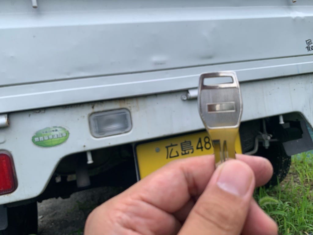 作製したマツダスクラムの鉄キー