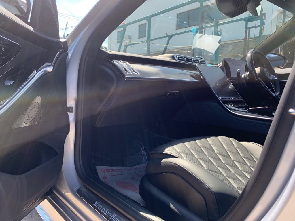 解錠した運転席ドア