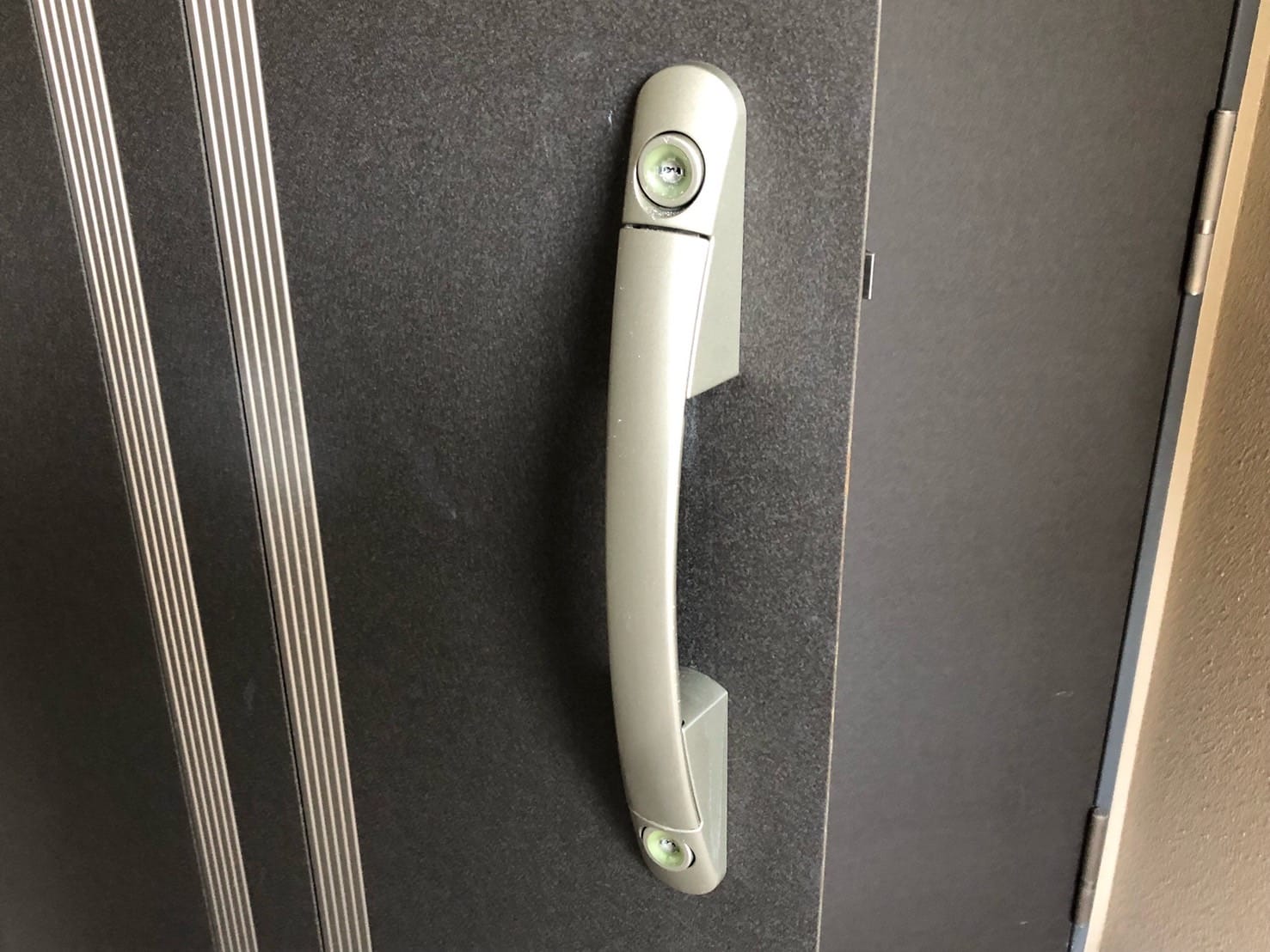 鍵の調子が悪いとご相談いただいた玄関ドア