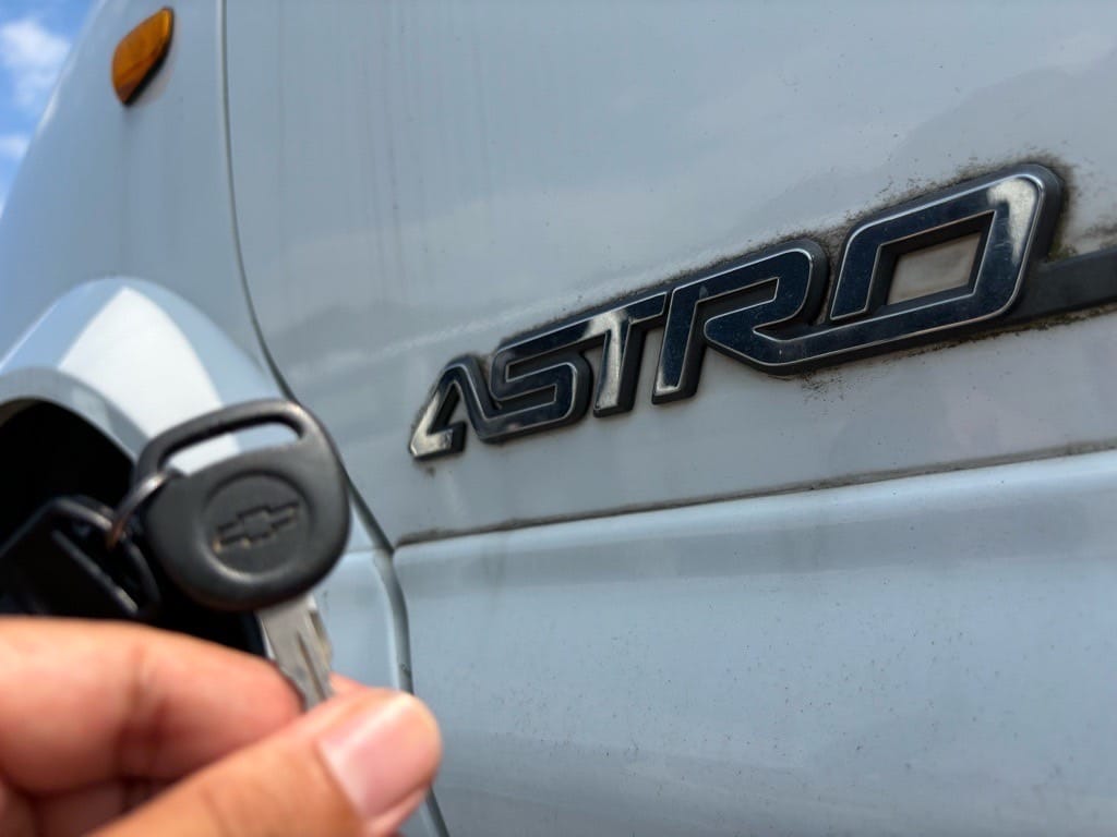 車内から回収したシボレーアストロの鍵