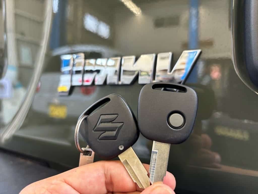 作製したスズキジムニーのリモコンキー２本