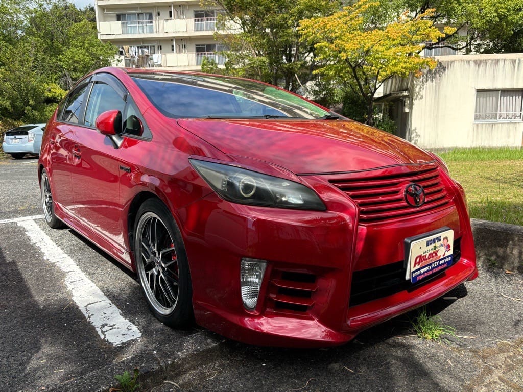 鍵作製のご依頼をいただいたトヨタ プリウス ZVW30 2011年式