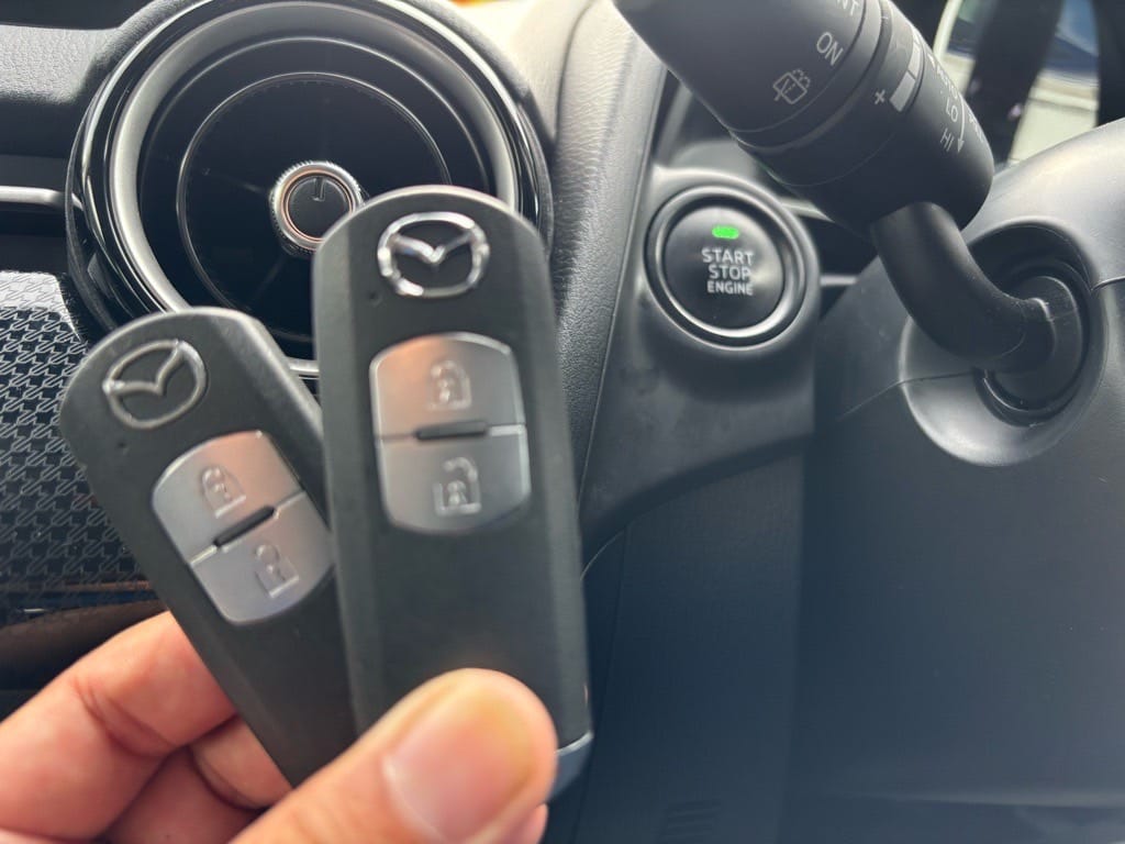 登録が完了したマツダデミオのアドバンストキー2個