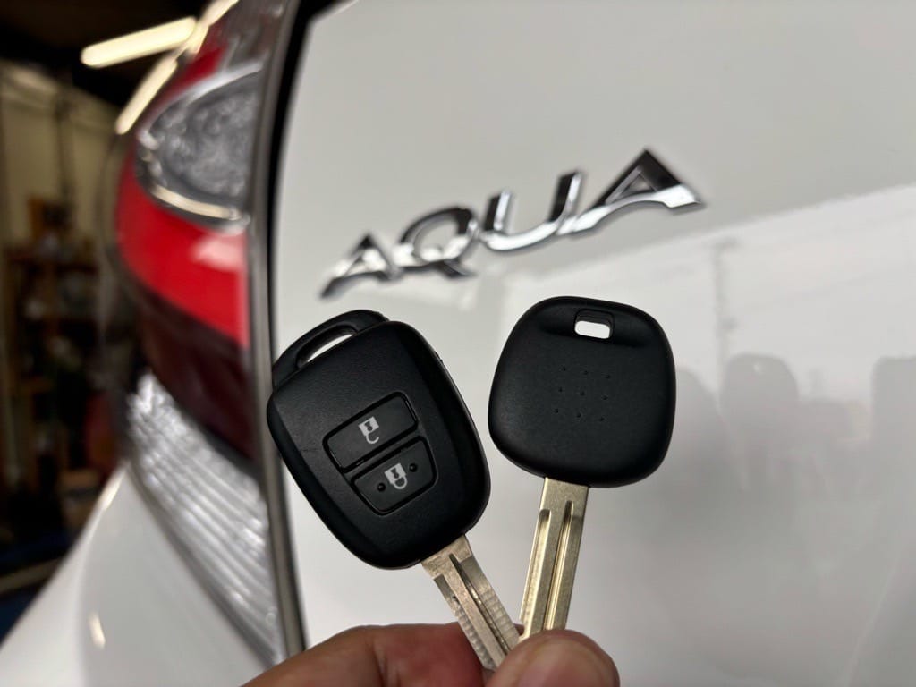 トヨタアクアのスペアキー2本