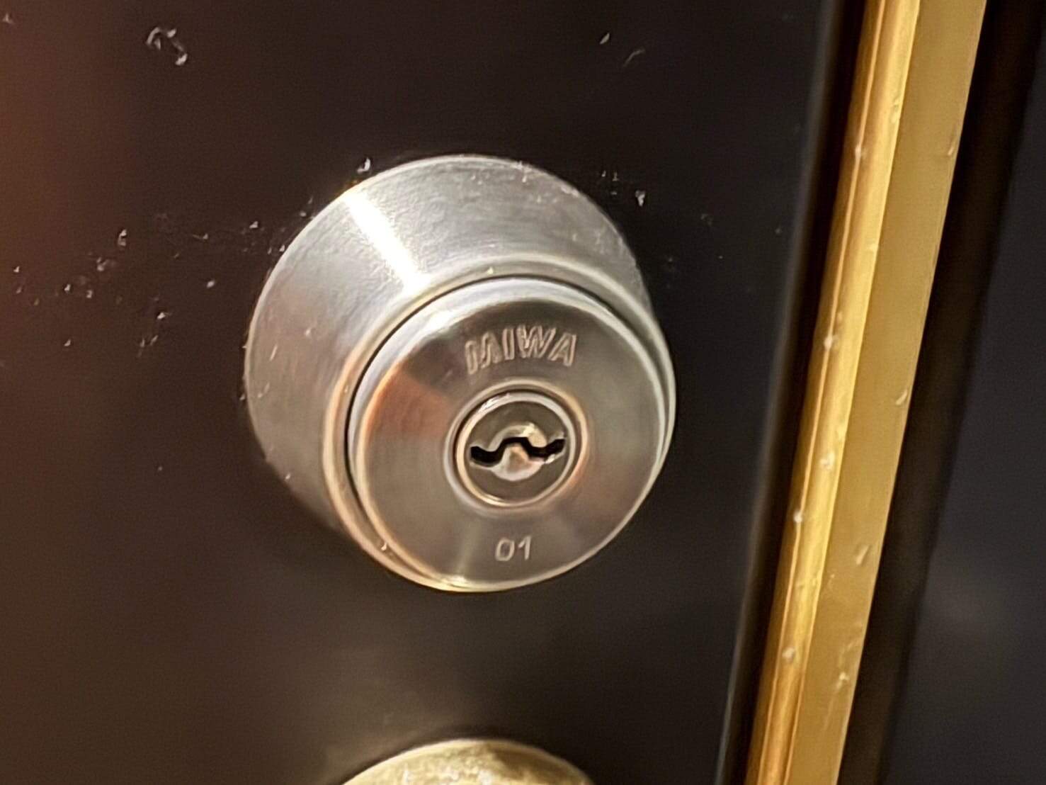 もともとついていた玄関鍵