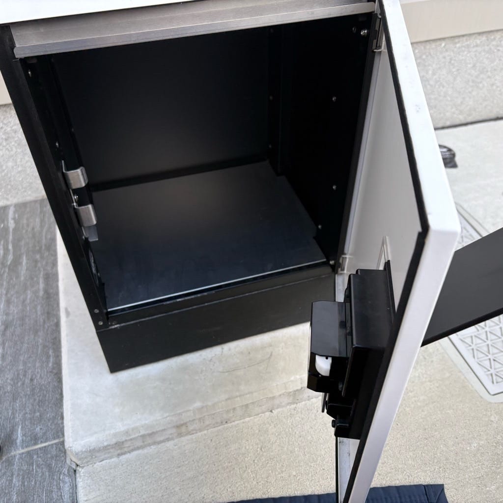 宅配ボックスが開きました