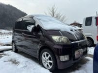 ダイハツ ムーヴL175S 2006年式。こちらの車両の鍵を作製します