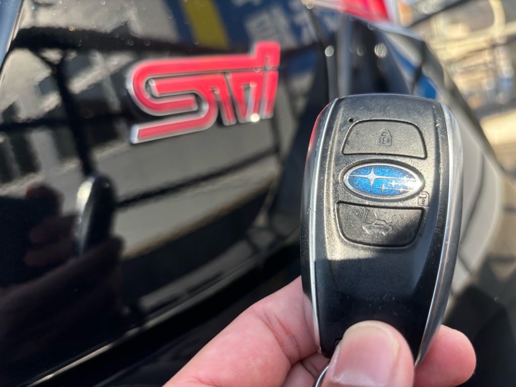 車内から回収したWRXのスマートキー