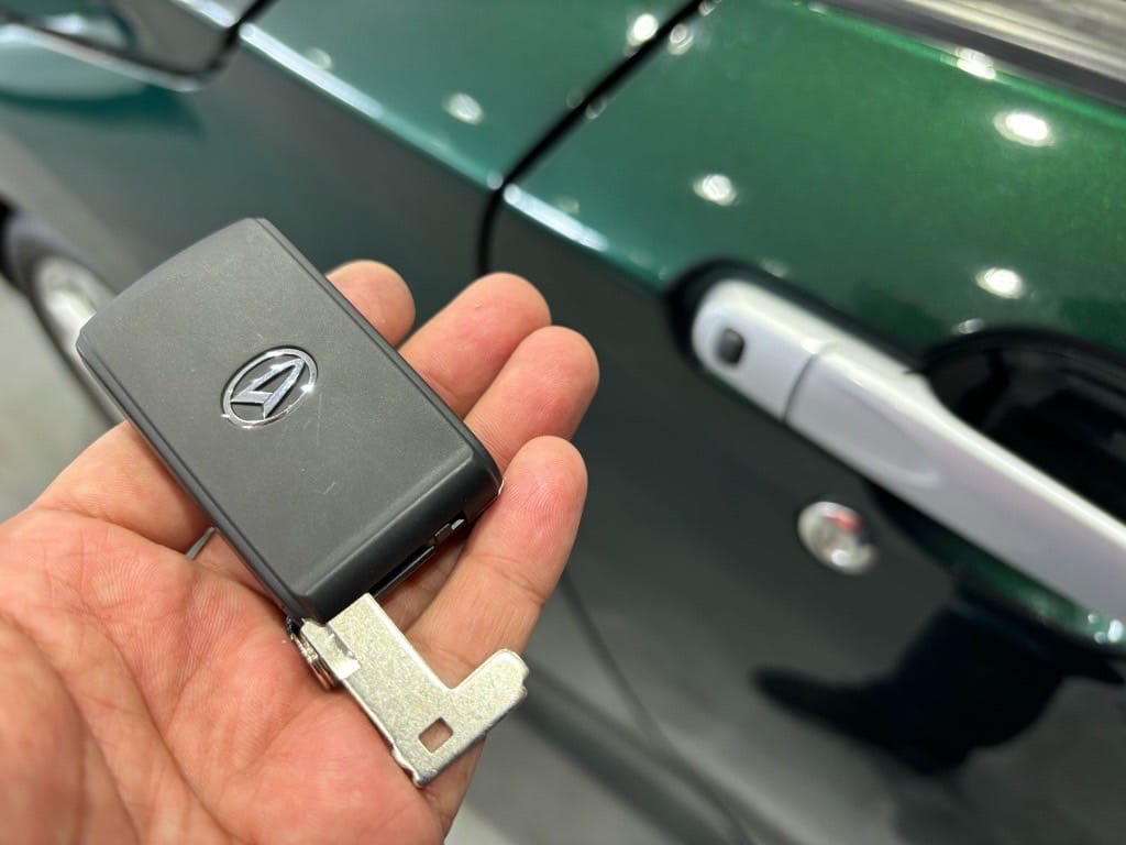 キーフリーリモコンにメカニカルキーを収納。鍵一式の作製が完了しました