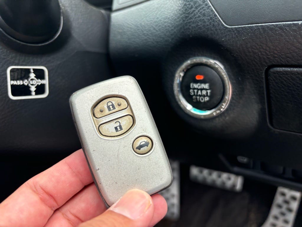 車内にあったスマートキー