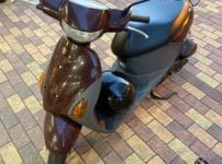 メットイン解錠を行うスズキレッツ４