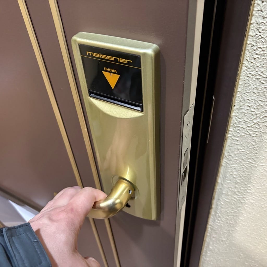 解錠に成功。扉が開きました