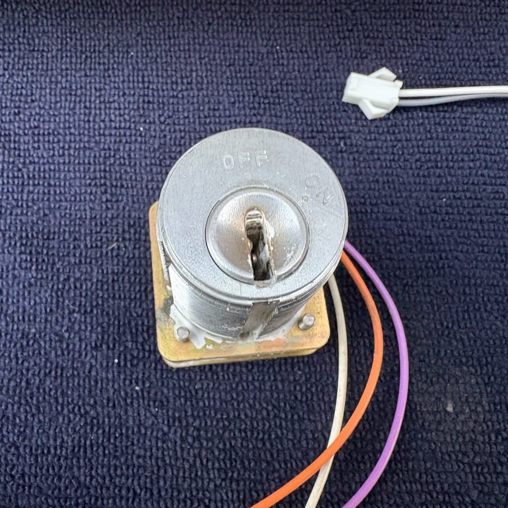 シリンダーを取り外しました