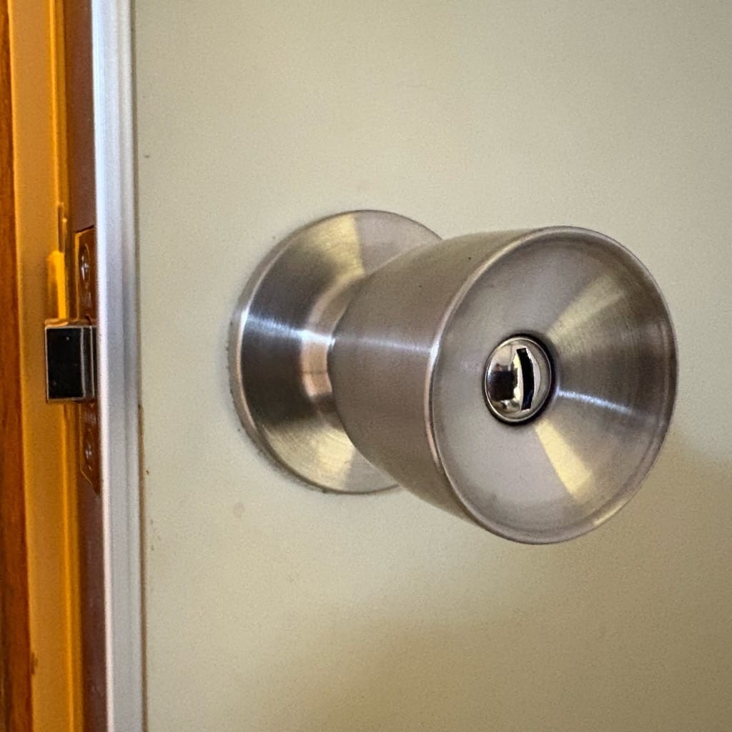 新しい錠前へ交換完了