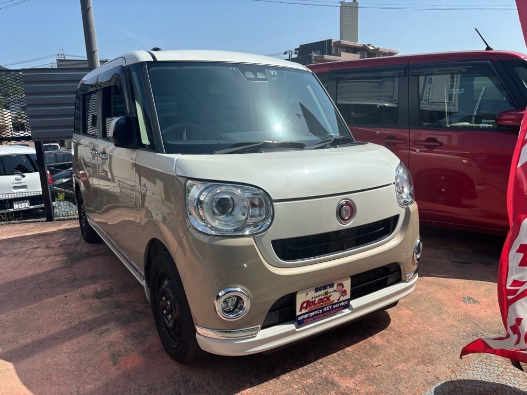 ダイハツ ムーヴキャンバスLA800S 2019年式。こちらの車両の鍵を登録します