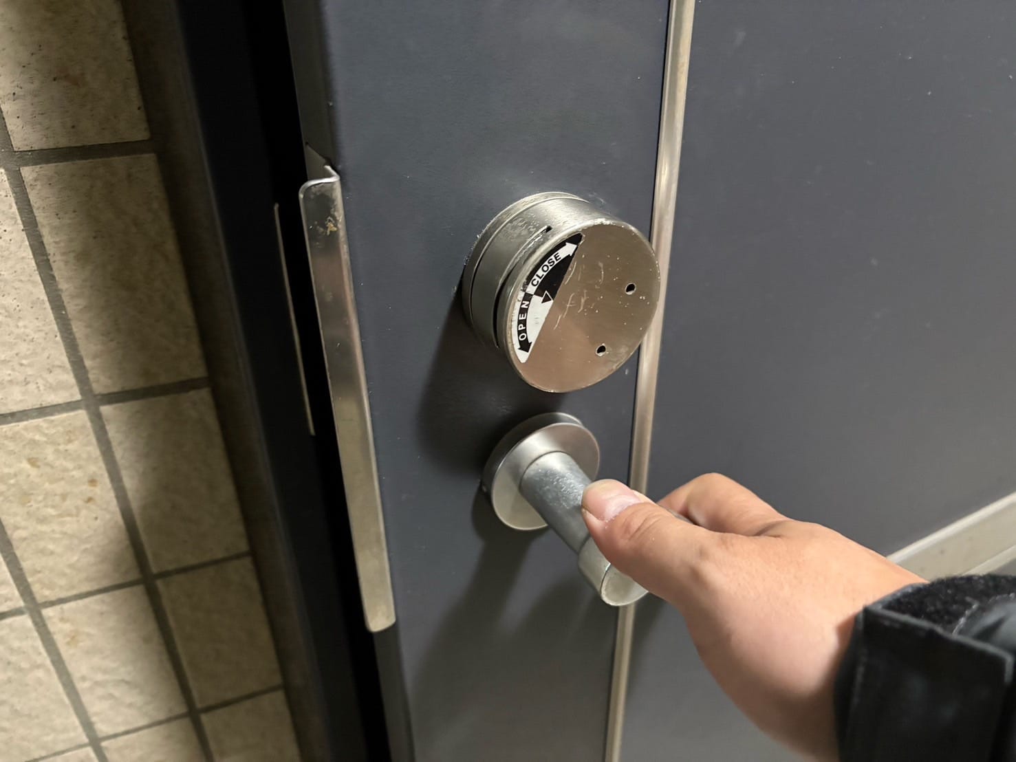 解錠に成功。扉が開きました